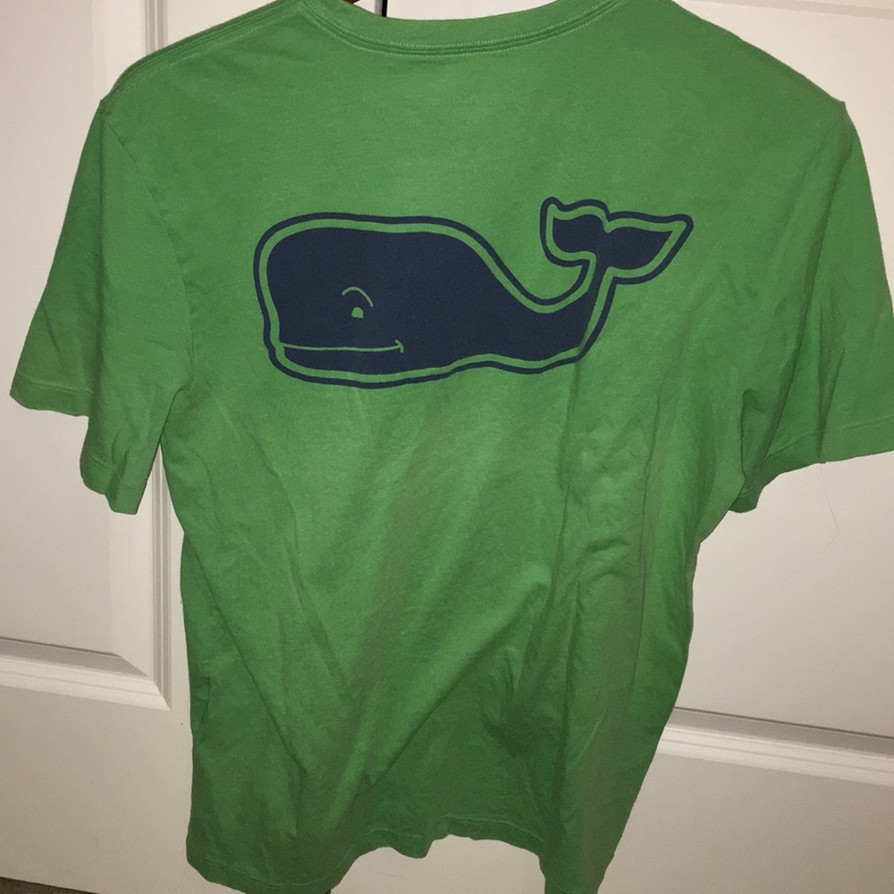Vineyard vines tee!!!